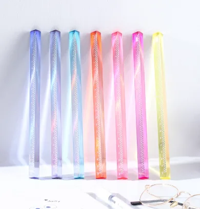 MQ2063-15 Gradient Color Acrylic Large Triangle Ruler 15CM