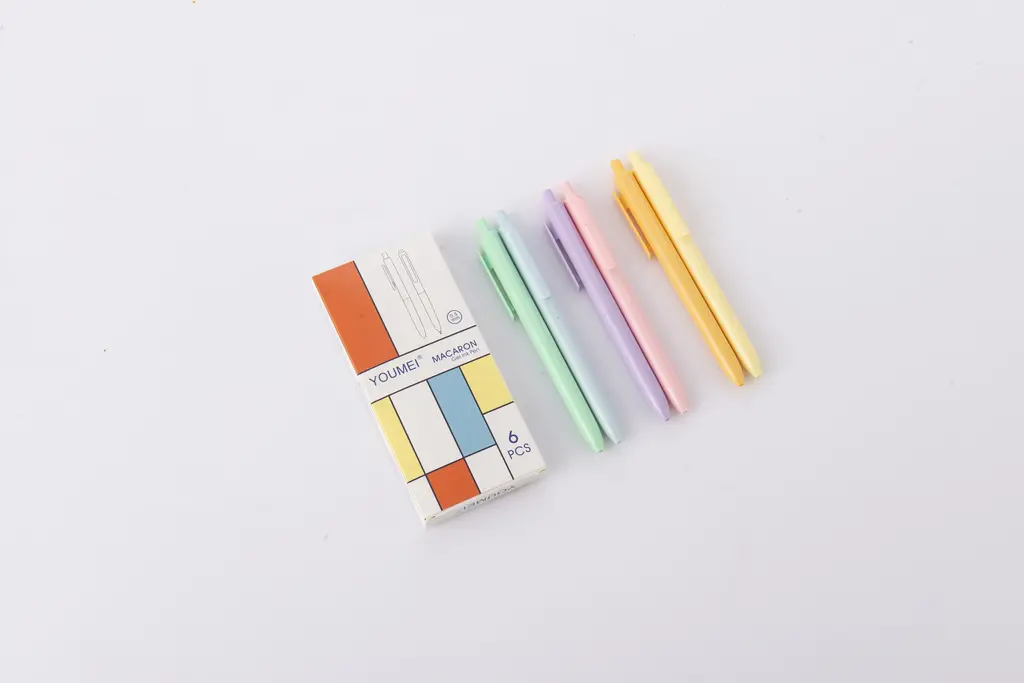 G-311 Regular Jumping Neutral Pen Boxed