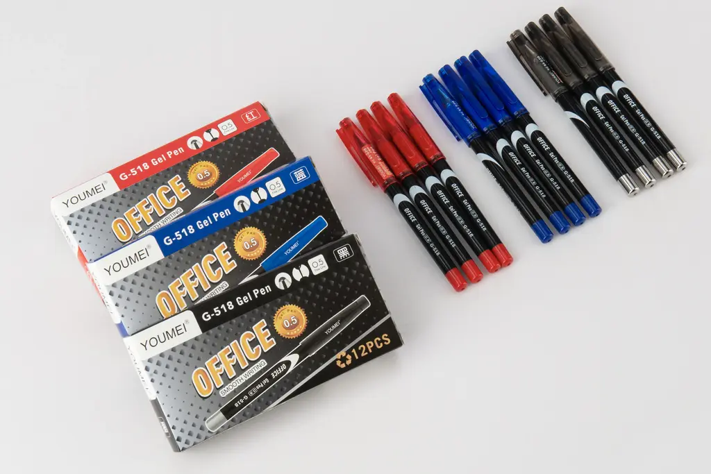 G-518 Black Neutral Pen Boxed