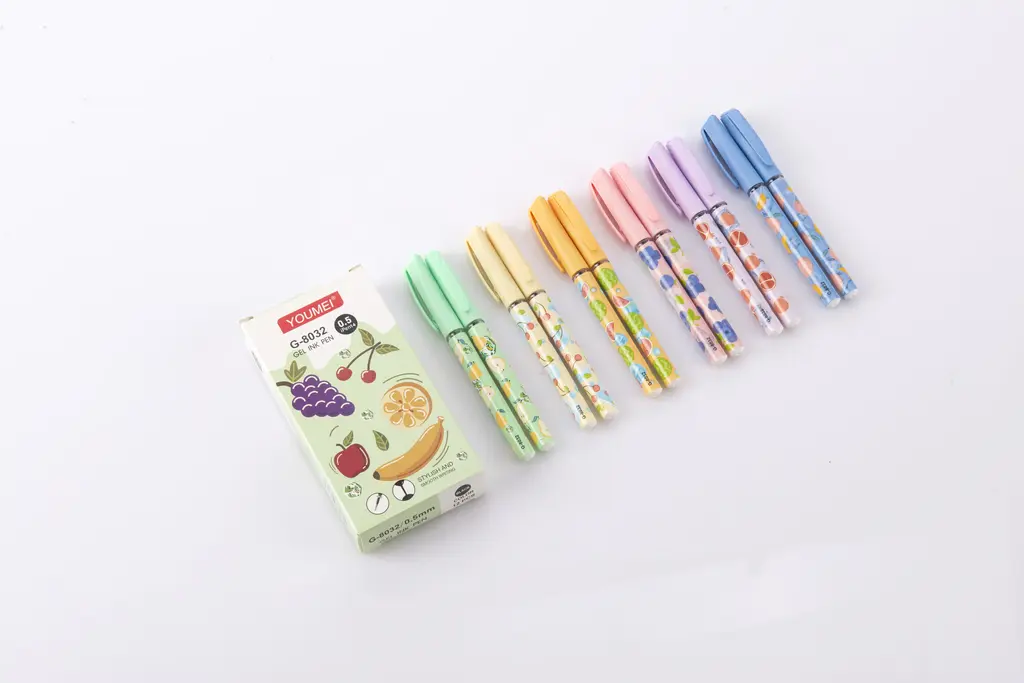 G-8032 Ballpoint Pen in Box / Flower Pattern