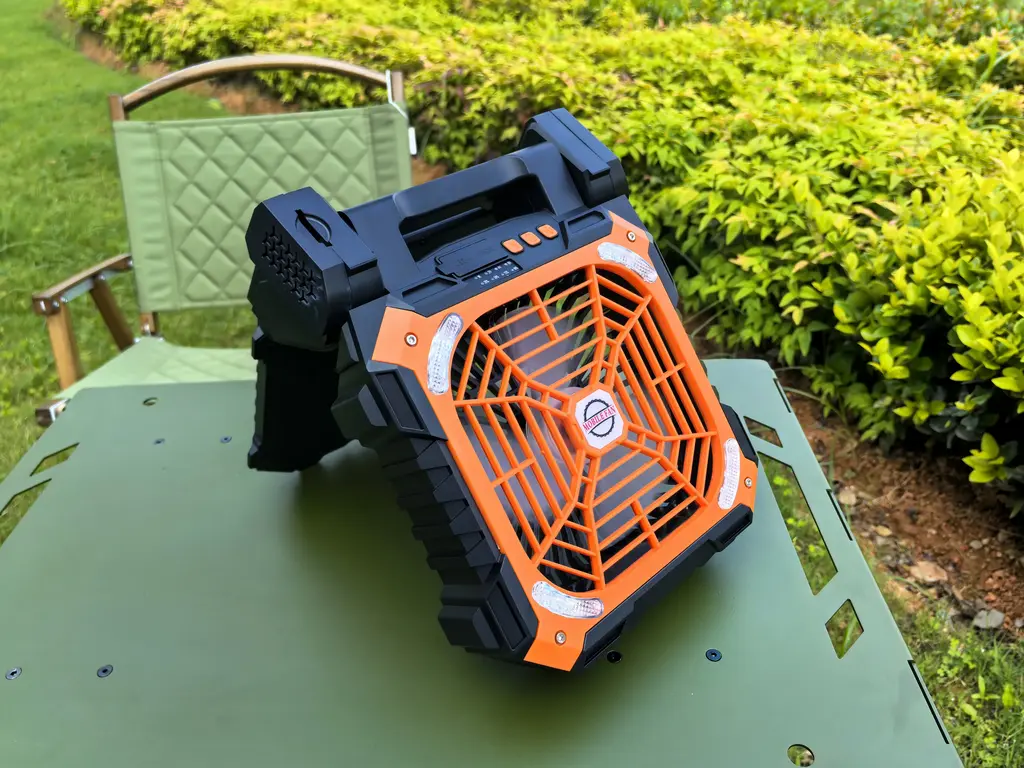 Solar Outdoor Fan - D-007