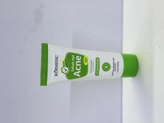 KORMESIC Salicylic Acid Acne Cleansing Milk GB 60g