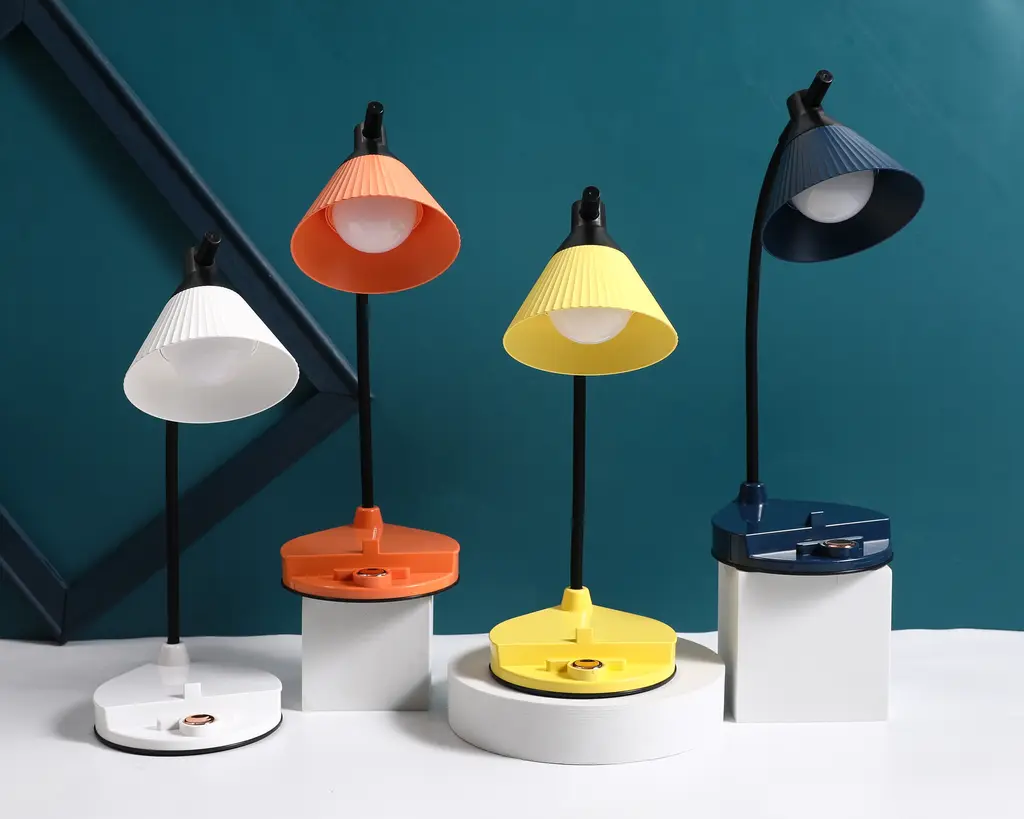 Shell Folding Touch-Control Table Lamp - LD3060A