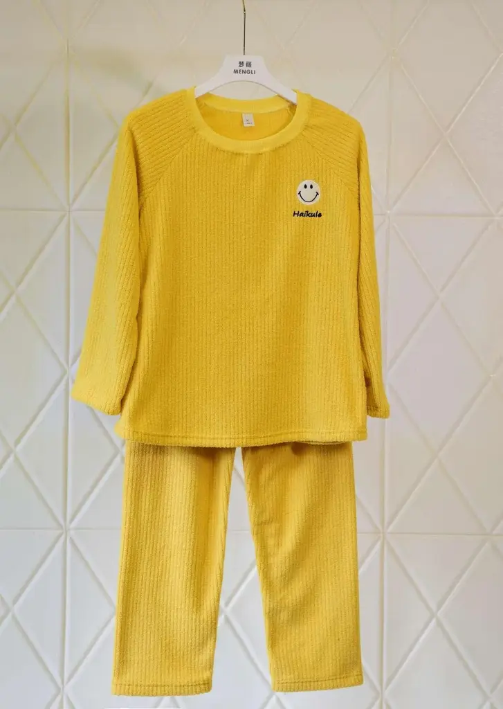 Yellow Smiley Face Loungewear Set - M5757