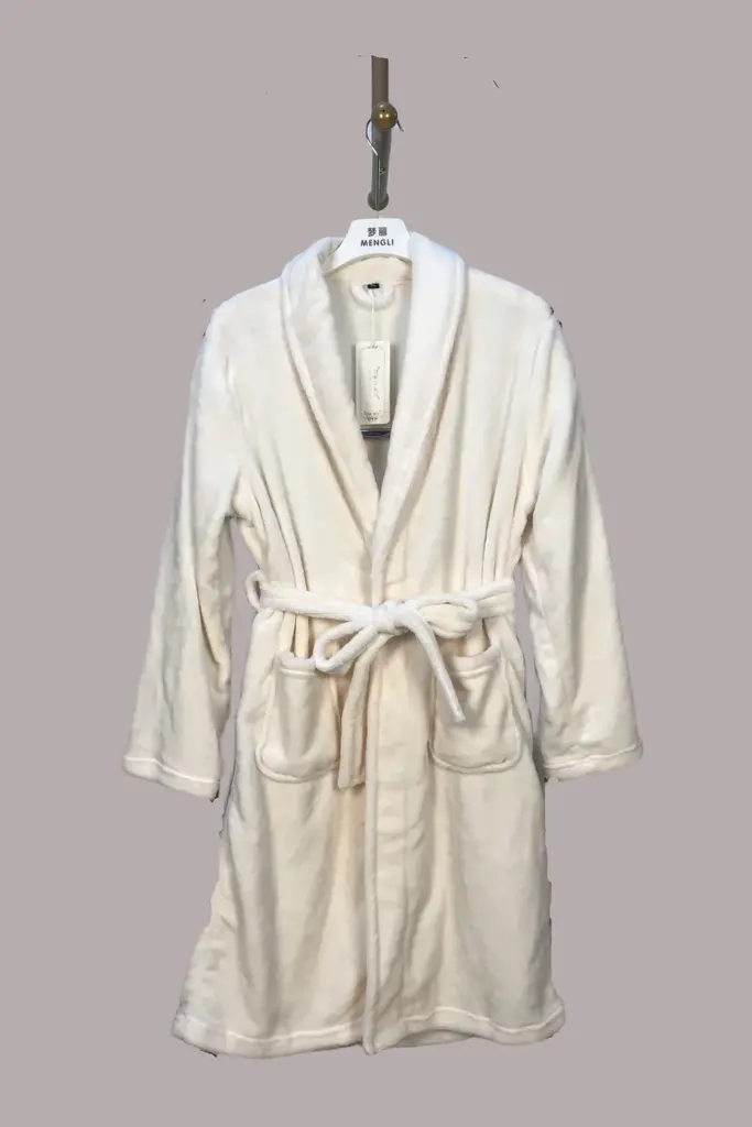 Milky White Flannel Bathrobe - M5688