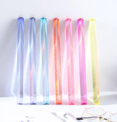 MQ2063-15 Gradient Color Acrylic Large Triangle Ruler 15CM