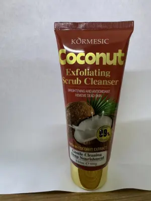 KORMESIC Coconut Exfoliating Scrub 100g