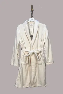 Milky White Flannel Bathrobe - M5688